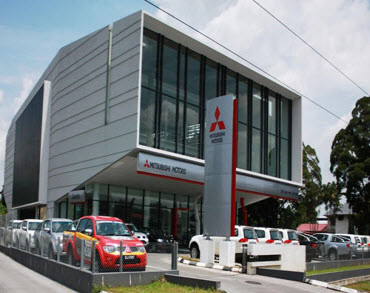 KHAI TRƯƠNG SHOWROOM MITSUBISHI